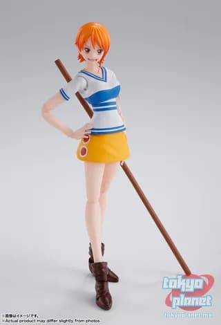S.H.Figuarts Nami -Romance Dawn
