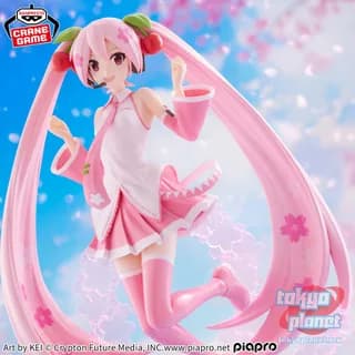 BANPRESTO EVOLVE SAKURA MIKU FIGURE