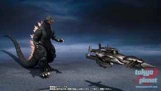 S.H.MonsterArts  GODZILLA [2004] HEAT RAY Ver. VS NEW GOTENGO