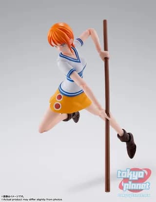 S.H.Figuarts Nami -Romance Dawn